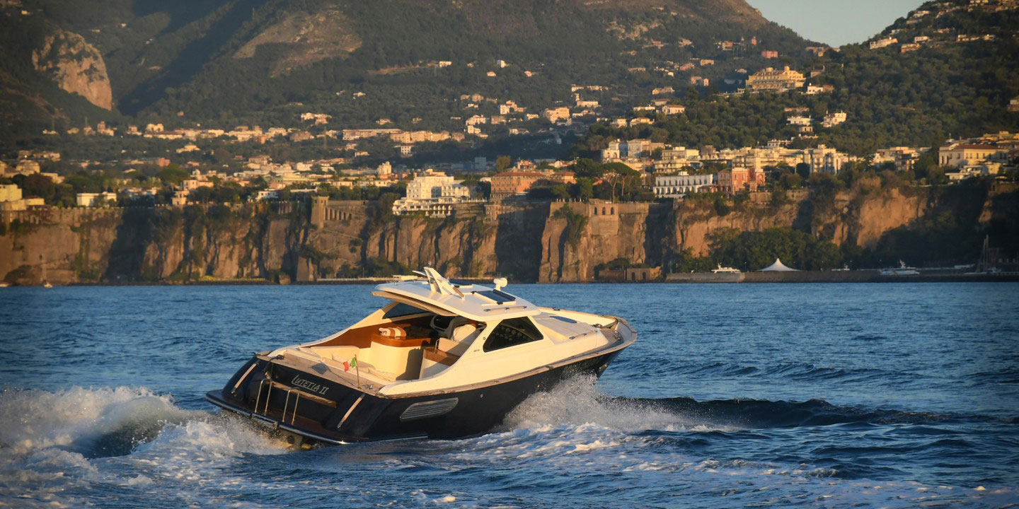 Naples' Bay by Private Boat